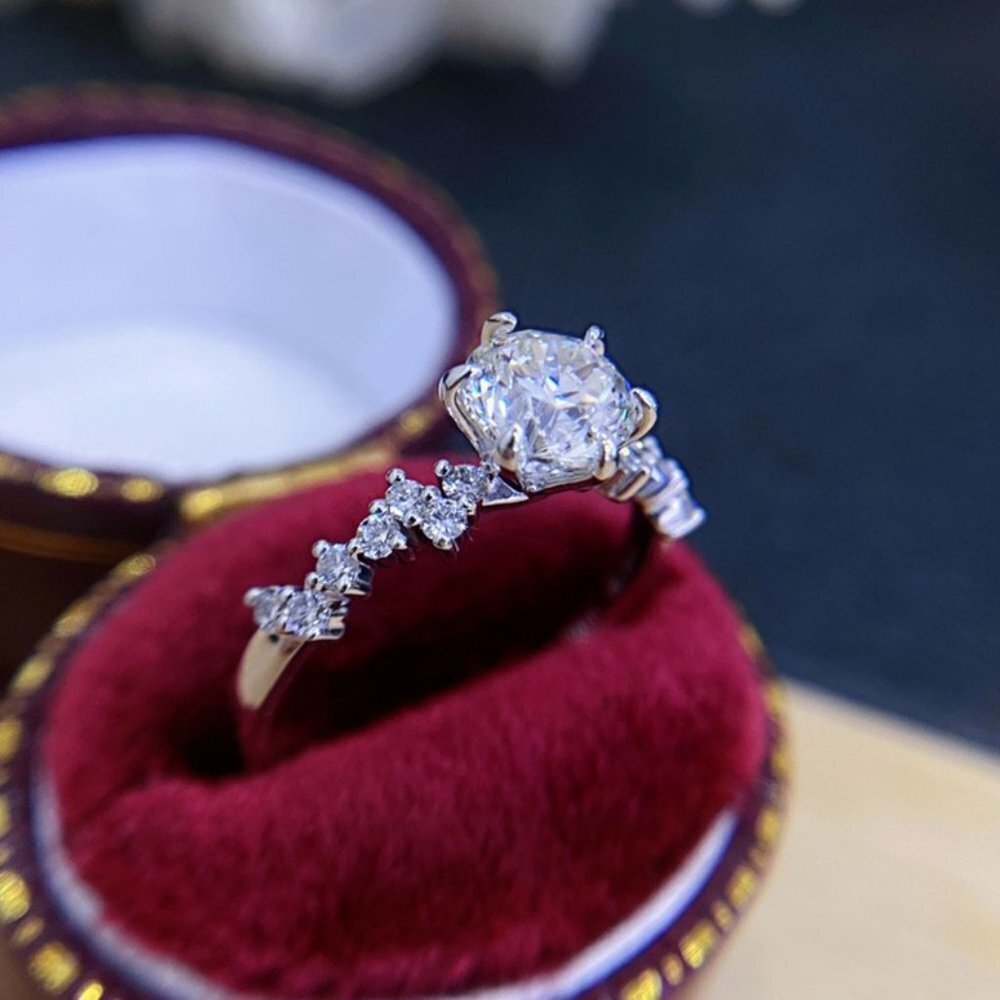 🎁Engagement Anillos Pure Round CZ Silver Plated Beautiful Dainty Ring,UNVN12193